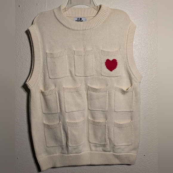 KONTEND knitted vestChic Cream Sleeveless Sweater with Red Heart - Picture 2 of 9